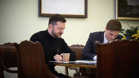 В.ЗЕЛЕНСКИЙ: ЭНЭ ОНД ЭНХ ТАЙВАНЫГ ТОГТООЖ ЧАДНА ГЭДЭГТ ИТГЭЖ БАЙНА