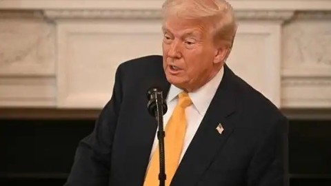 ДОНАЛД ТРАМП: ОРОС УКРАИНЫ МӨРГӨЛДӨӨНИЙГ ЯГ ОДОО ДУУСГАХ ЁСТОЙ