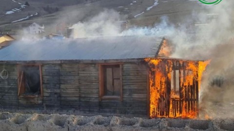 АВТОБУСНЫ ЖОЛООЧ ШАТАЖ БАЙГАА БАЙШИНГААС ХОЁР ХҮНИЙГ АВАРЧЭЭ